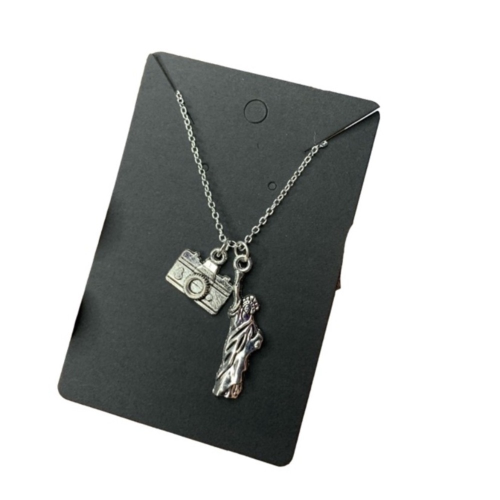 New York Necklace 18$